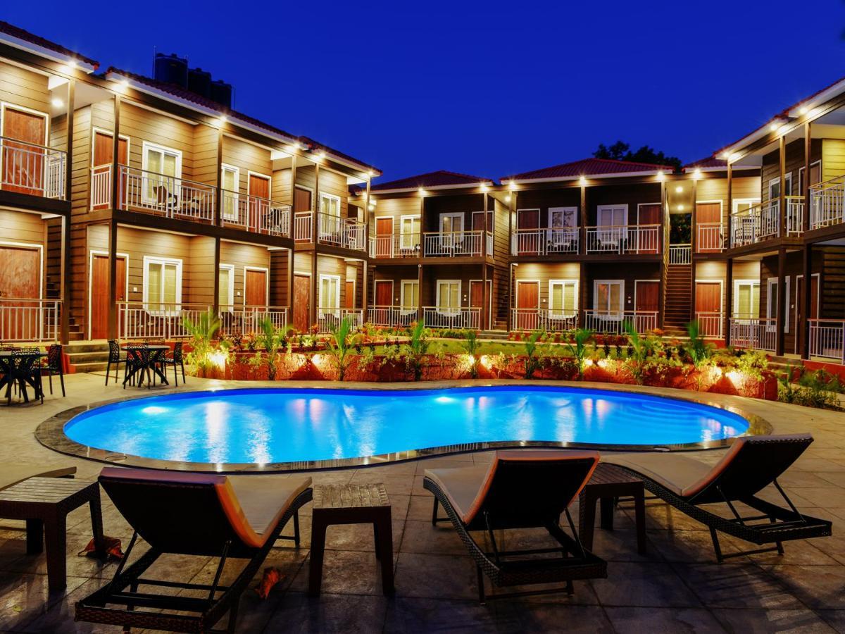 Aurum Resorts Morjim Ashvem Beach Extérieur photo