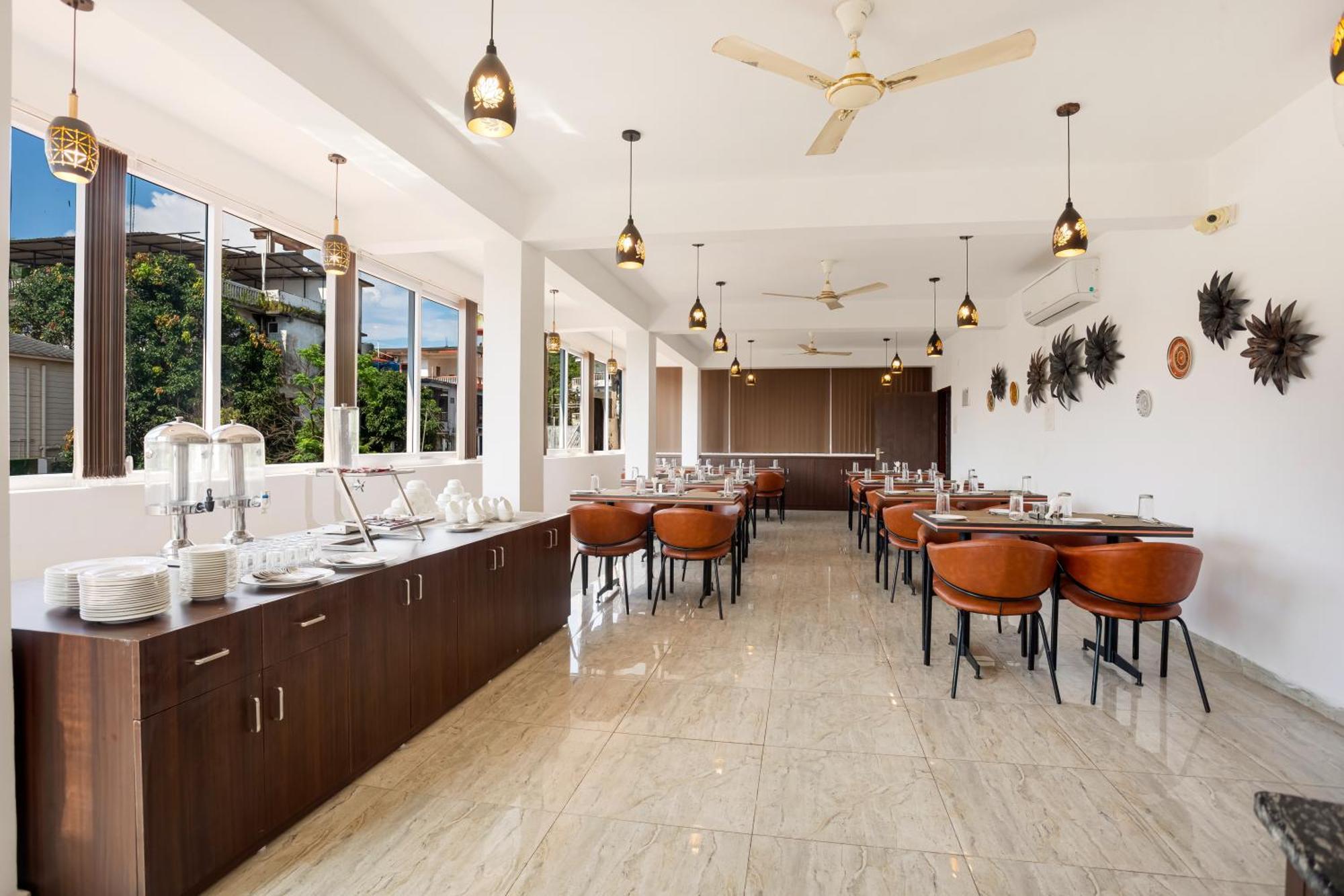 Aurum Resorts Morjim Ashvem Beach Extérieur photo