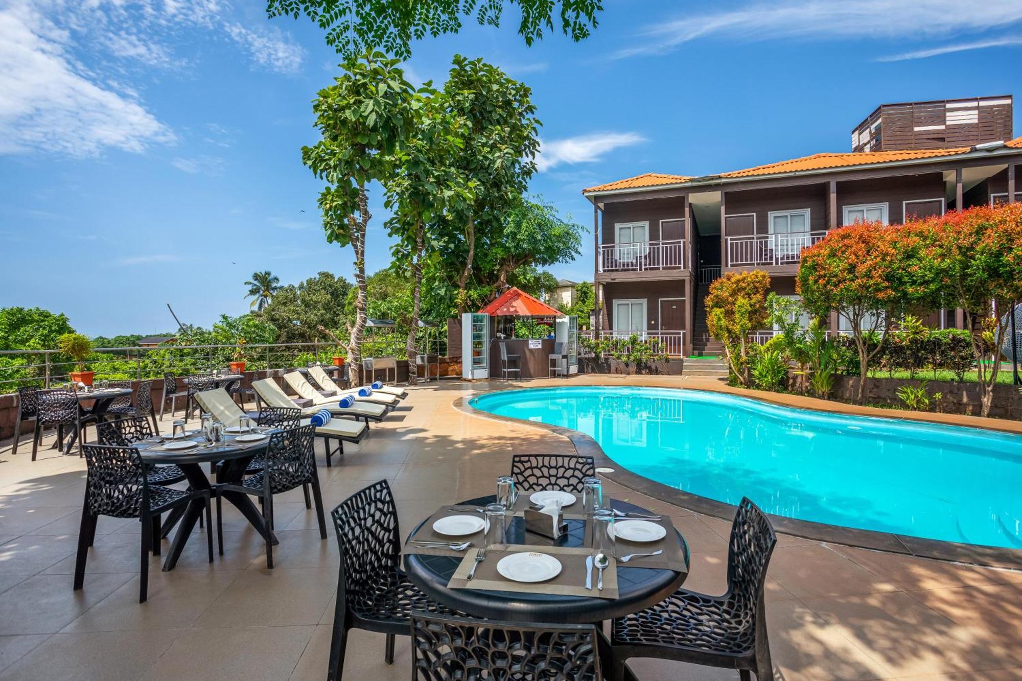 Aurum Resorts Morjim Ashvem Beach Extérieur photo