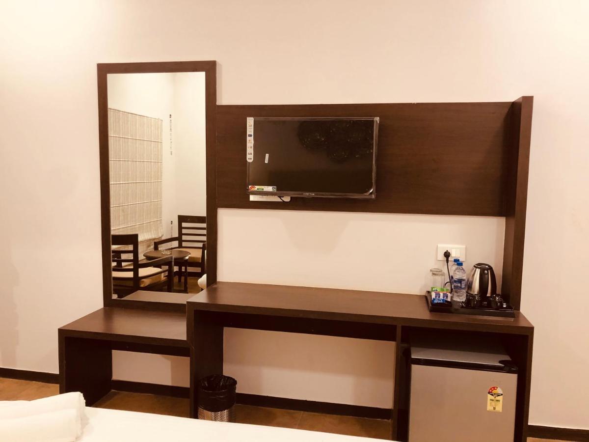 Aurum Resorts Morjim Ashvem Beach Extérieur photo